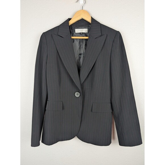 Tahari Arthur S. Levine Jackets & Blazers - Tahari‎ Arthur S. Levine Blazer Womens 10 Gray Pinstripe One Button Notch Lapel